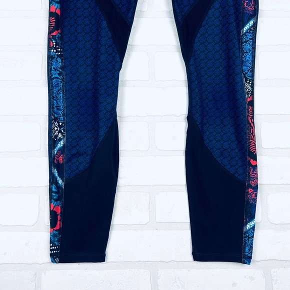 Athleta Lotus Precision Training Tight Women's Size Small Blue‎ Printed Leggings - Picture 3 of 15